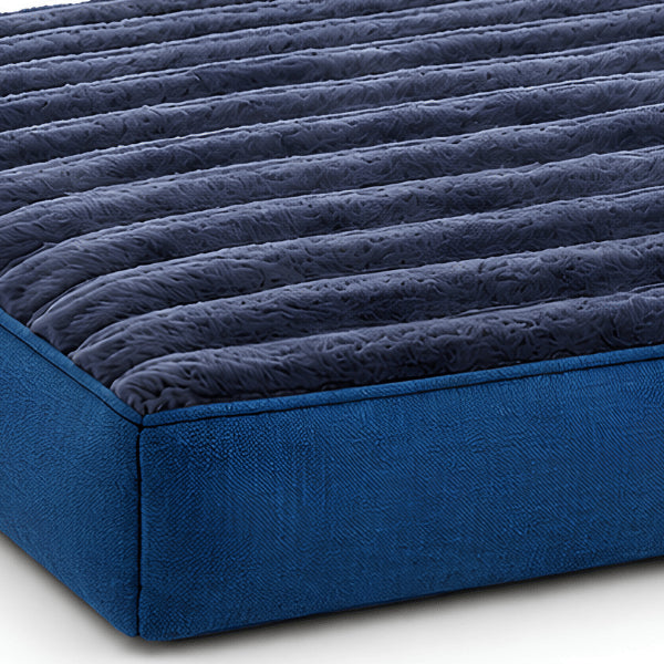 Couchage pour chat bleu avec texture peluche striée et coutures renforcées