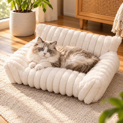Lit pour chat blanc côtelé avec rebords enveloppants pour repos confortable